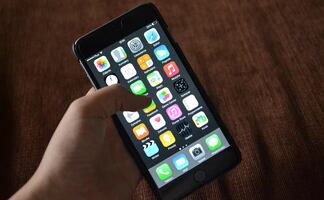 ¡Elimínalos! Así es el fraude masivo a teléfonos celulares que involucra estas palabras