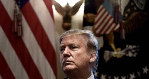 Trump consideró castigar a rivales políticos usando a migrantes