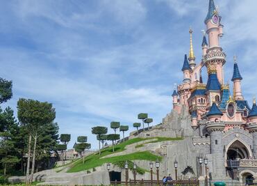 Disneyland abre la venta de boletos para turistas fuera de California