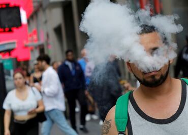 Aumenta número de muertes relacionadas con vapeo en EU; pasa de 18 a 26