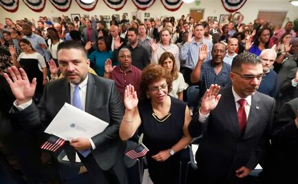 Tramitar la ciudadanía de Estados Unidos pronto sería 'más sencillo'