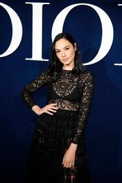  Sexy y elegante; Gal Gadot impacta con vestido de transparencias
