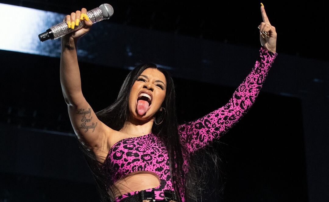 Cardi B (Photo by SUZANNE CORDEIRO / AFP)