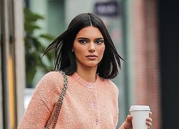 Kendall Jenner arrasa con belleza y diminuta cintura en West Hollywood