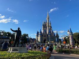 Disney planea invertir 60 mil millones de dólares en nuevos parques temáticos