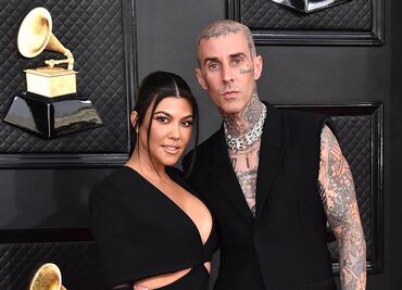 Así fue la excéntrica boda de Kourtney Kardashian con Travis Barker