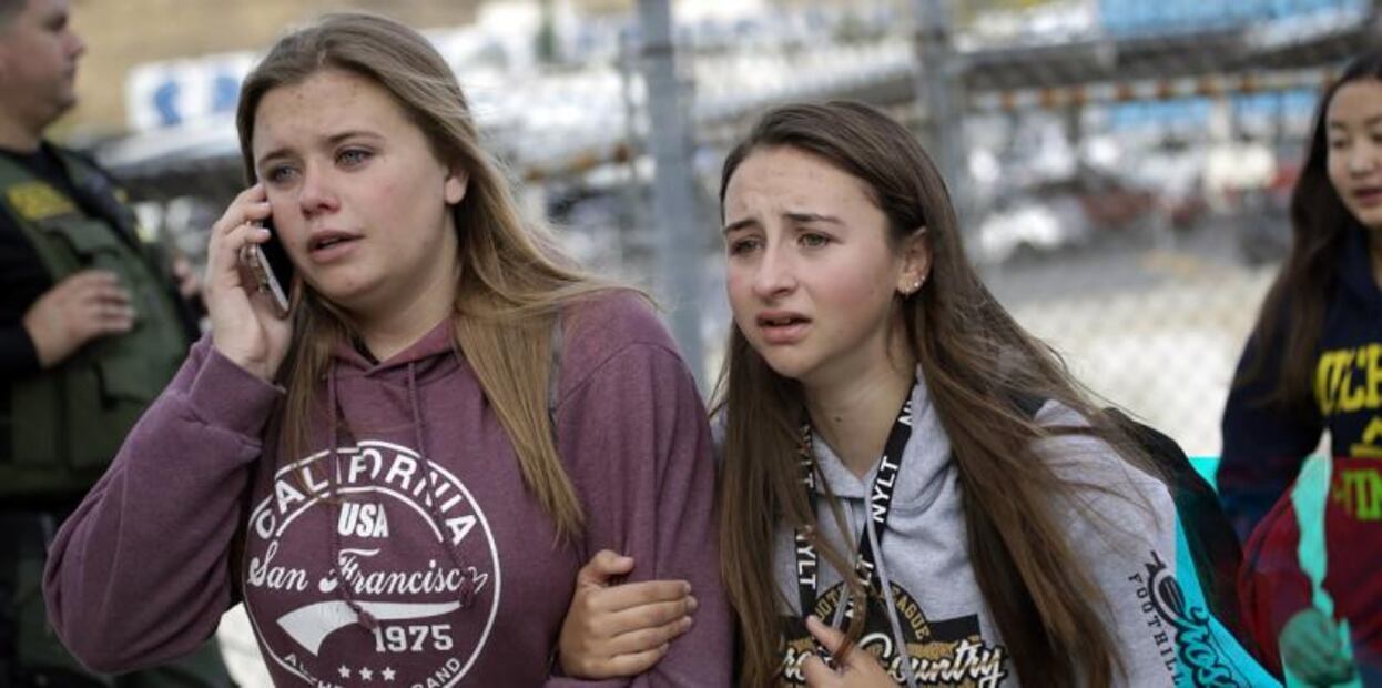 Tiroteo en secundaria de California deja un muerto y 3 heridos