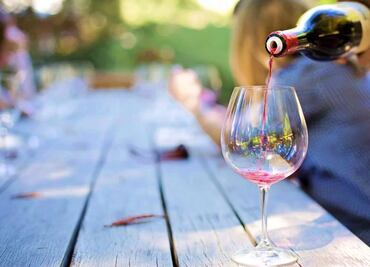 Disminuye el consumo de vino en EU por primera vez en casi 25 años