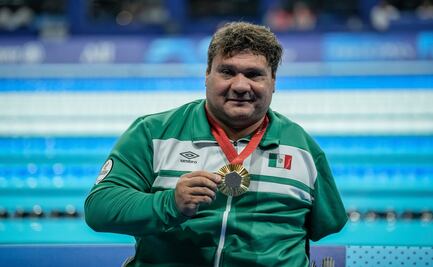 Arnulfo Castorena gana medalla de oro en prueba de 50 metros pecho en los Juegos Paralímpicos 2024