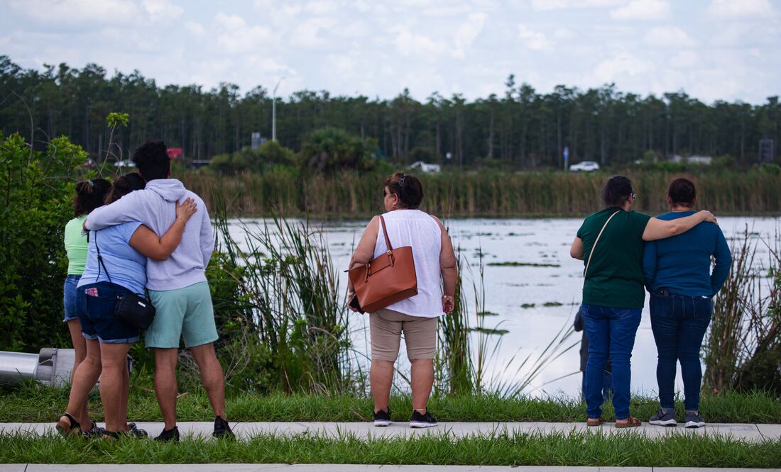 Accidente mortal en Fort Myers: Cinco jóvenes identificadas tras automóvil que se estrella y cae al agua (Andrew West/The News-Press via AP)