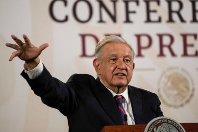 AMLO promete que no seguirá influyendo en la política a través de sus hijos