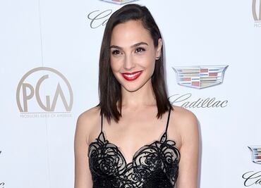 Gal Gadot deslumbra con belleza y elegancia en París