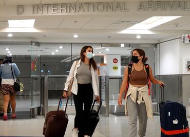 El paso a paso para obtener el certificado de vacunación para viajar a EU