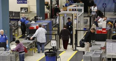 EU prohibirá usar licencia de manejo como identificación para volar