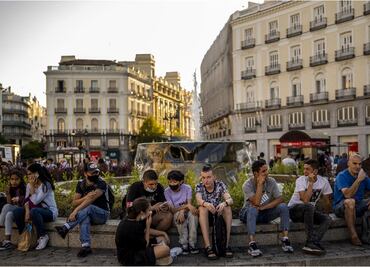 Incidencia de Covid-19 en España se triplica entre los jóvenes