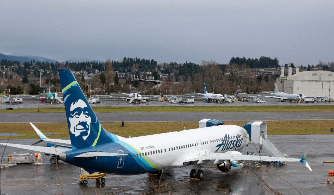 Alaska Airlines Reinicia Vuelos del Boeing 737-9 MAX Tras Incidente de Pérdida de Fuselaje. Foto AFP