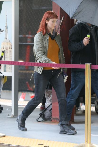 Jennifer Lawrence sorprende con nuevo look durante filmación