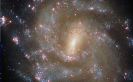 James Webb crea el mapa más grande del universo: 800 mil galaxias en detalle