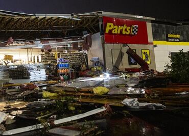 Video. Tornado provoca severos daños en ciudad de Dakota del Sur