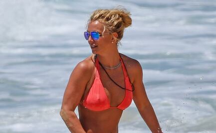 Al estilo Demi Rose, Britney Spears modela diminuto bikini verde ante la cámara