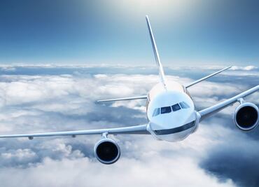 Aerolíneas estadounidenses exigen a los pasajeros usar mascarillas faciales