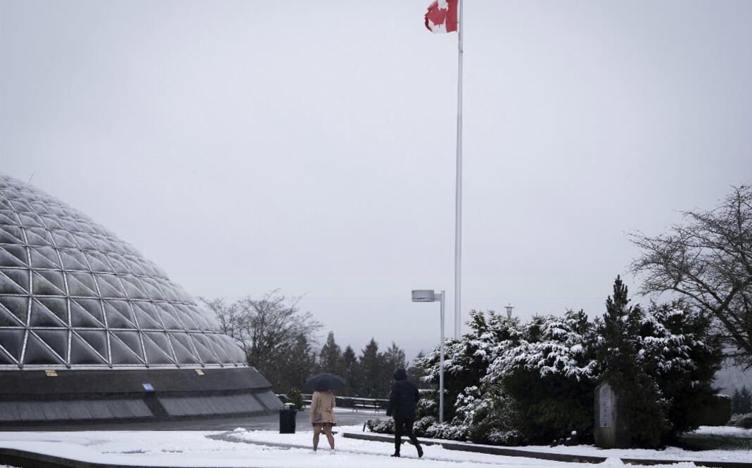 Una masa de aire ártico provoca temperaturas de hasta -50 grados en el oeste de Canadá (Ethan Cairns/The Canadian Press via AP)