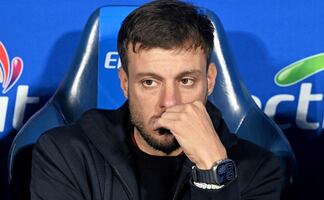 “De héroe a villano”, “Es un mercenario”: Declaraciones y memes sobre la salida de Anselmi de Cruz Azul