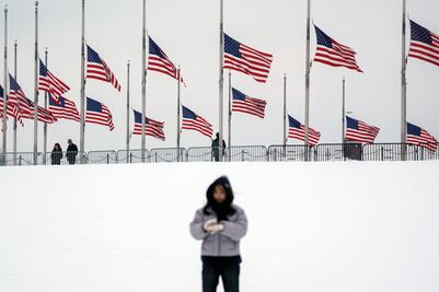Gran tormenta invernal azota el este de Estados Unidos y causa importantes daños