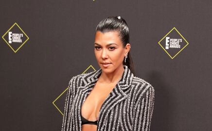 Kourtney Kardashian presume silueta en ropa interior