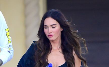 Megan Fox impacta con bralette negro junto a su nuevo novio