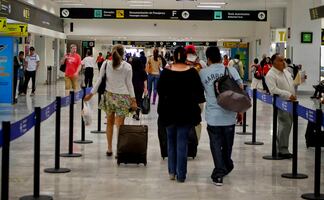 ¿Qué pasa si viajo a México y no me entregan la Forma Migratoria Múltiple?