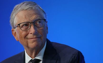 Los cuatro mejores libros que Bill Gates recomienda leer en Navidad y su playlist favorita