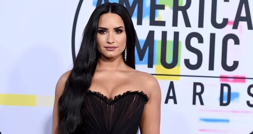 Demi Lovato derriba estereotipos y luce orgullosa su celulitis en bikini