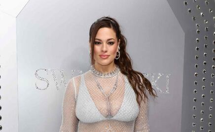Ashley Graham eleva la temperatura en Instagram con sesión en lencería traslúcida de Victoria’s Secret  