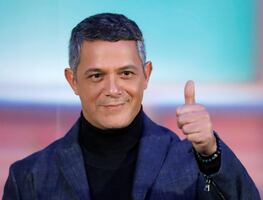 Alejandro Sanz rompe el silencio tras señalamientos de Ivet: “Fuimos dos adultos compartiendo cariño”