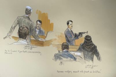 Hombre que intentó asesinar a Trump en su club de golf concluye su defensa en silencio