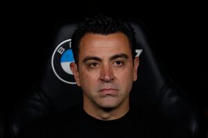 Xavi se queda en el Barcelona hasta 2025; quita oportunidad a Rafa Márquez