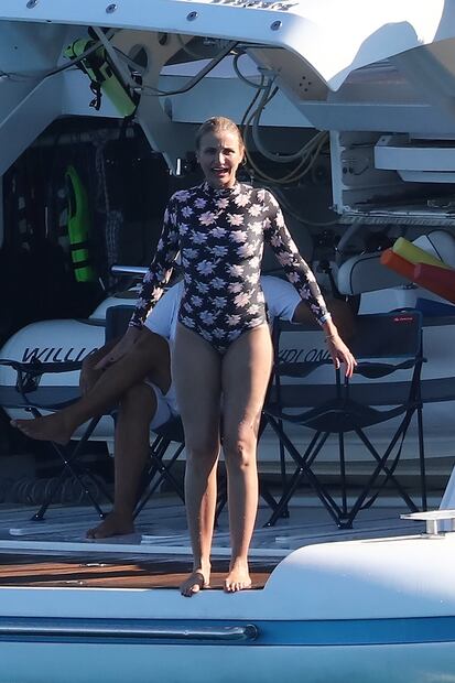 Cameron Diaz sorprende con silueta en traje de baño en Saint-Tropez