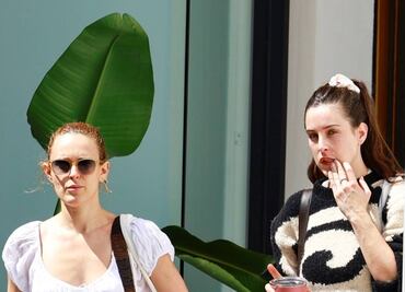 Hijas de Bruce Willis presumen belleza natural en paseo por Los Ángeles