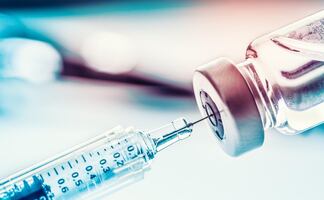 ¿Quiénes podrían aplicarse primero la vacuna contra el Covid-19?