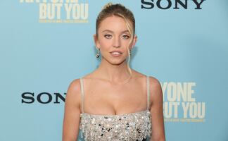 El vestido joya traslúcido con el que Sydney Sweeney paralizó Nueva York