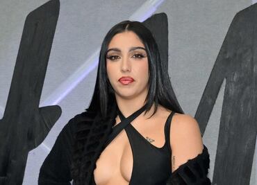 Al estilo Kim Kardashian, hija de Madonna se luce en atrevido catsuit recortado