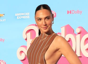Gal Gadot enciende el verano con ajustado traje de baño en la piscina
