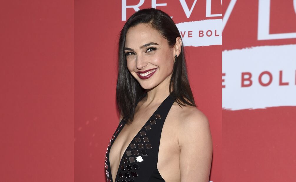 Gal Gadot deslumbra con elegancia y belleza en Los Ángeles
