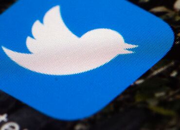 Maestra que pidió a Trump remover "ilegales" recupera su puesto