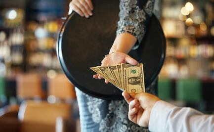 La propina: ¿tiene los días contados en Estados Unidos?