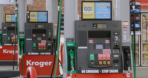 El fraude que debes evitar al cargar gasolina en Estados Unidos 