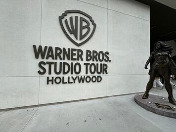 Warner y Paramount reciben luz verde para crear un coloso mediático