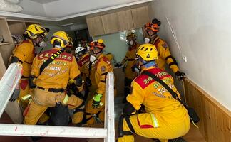 Taiwán continúa la búsqueda de más de 600 personas atrapadas y desaparecidas tras sismo