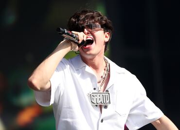 ¡Cuidado Peso Pluma! Gabito Ballesteros arrasa en Billboard con 'The GB'